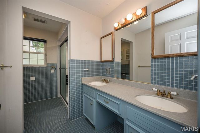 1471 Wilton Lane, Kirkwood, MO 63122