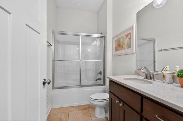 235 FARMSTEAD DRIVE, Slinger, WI 53086