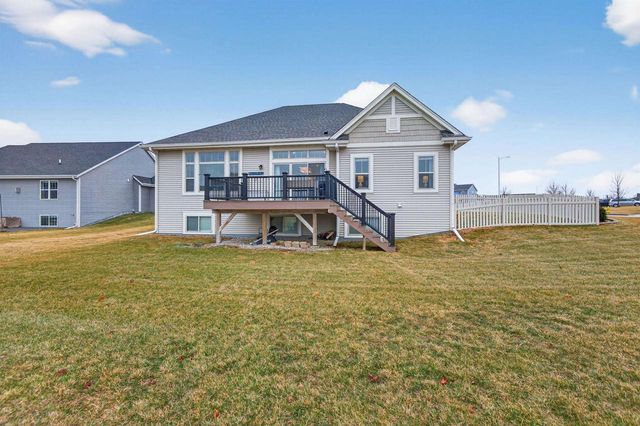 235 FARMSTEAD DRIVE, Slinger, WI 53086