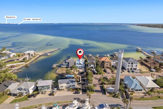 101 Starboard Lane, Shalimar, FL 32579