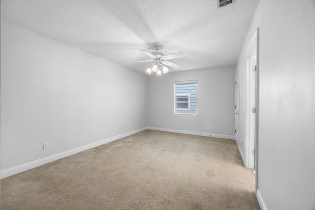 101 Starboard Lane, Shalimar, FL 32579