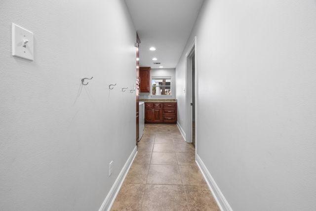 101 Starboard Lane, Shalimar, FL 32579