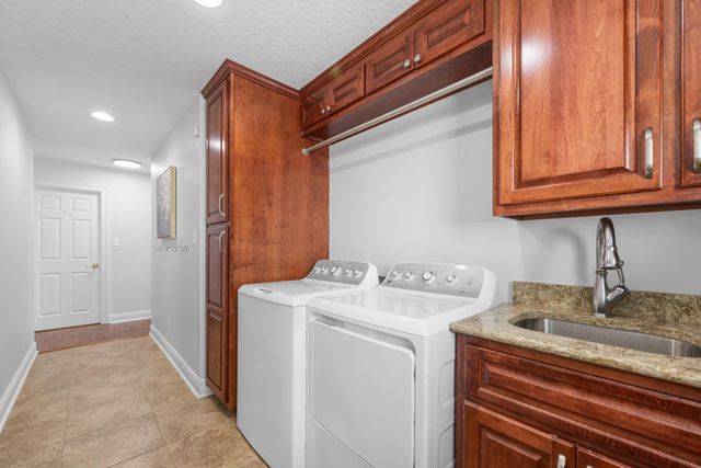 101 Starboard Lane, Shalimar, FL 32579