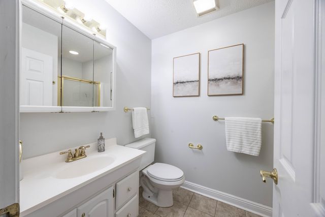 101 Starboard Lane, Shalimar, FL 32579