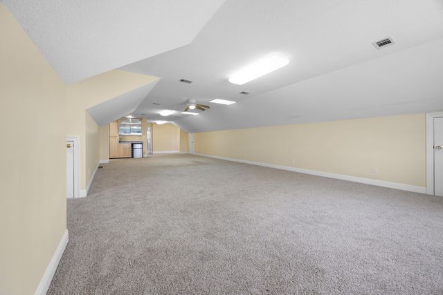 101 Starboard Lane, Shalimar, FL 32579