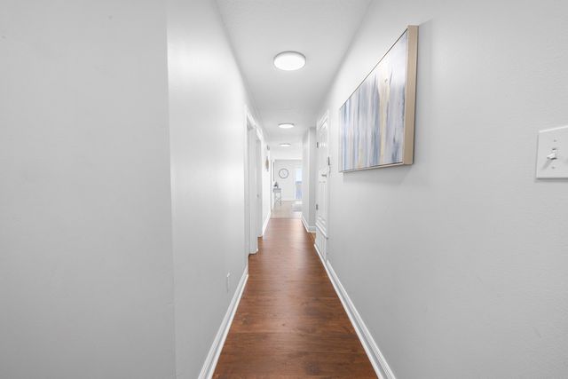 101 Starboard Lane, Shalimar, FL 32579