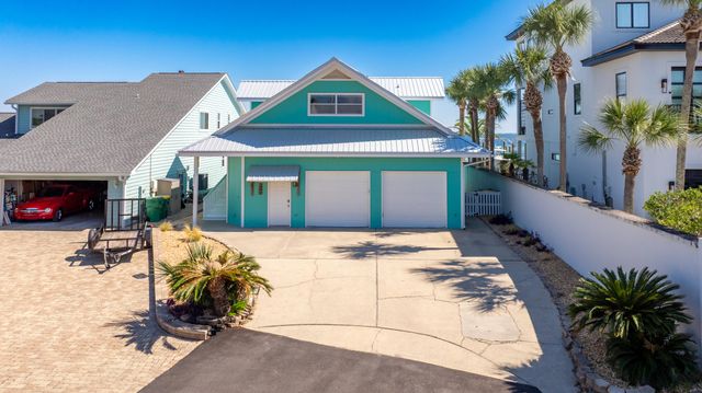 101 Starboard Lane, Shalimar, FL 32579