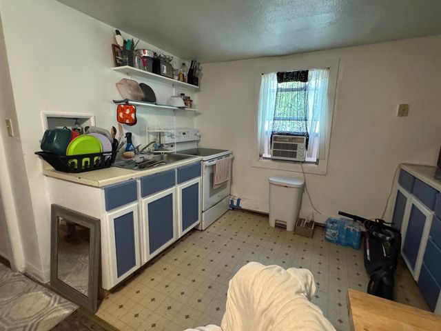 1629 2nd Avenue S, Fargo, ND 58103