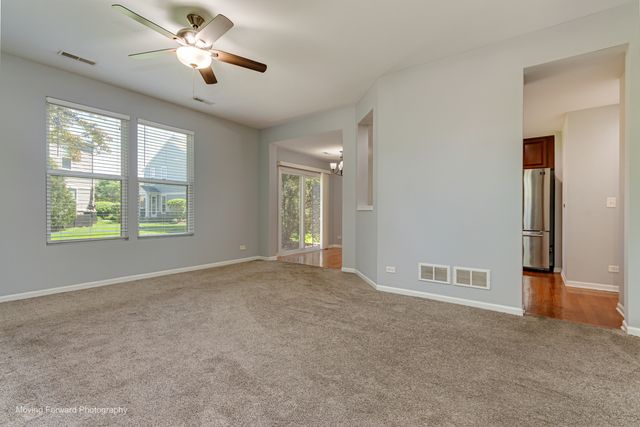 656 HAWLEY Drive, Oswego, IL 60543