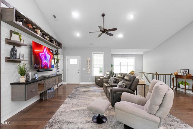 618 Prospectors Drive, Sanford, NC 27330