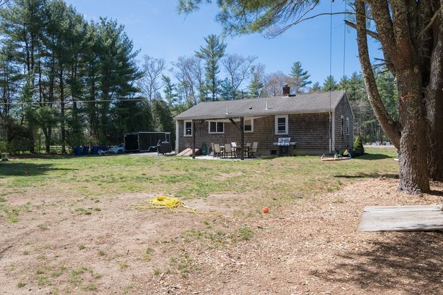 380 Walnut Plain Rd., Rochester, MA 02770