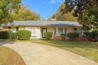 2025 Tyvola Road, Charlotte, NC 28210