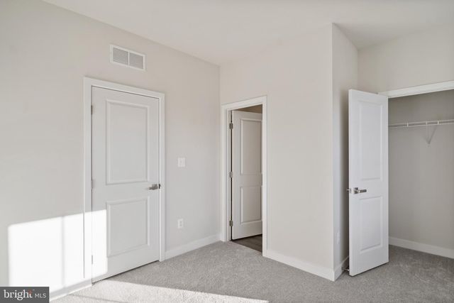 734 WATTS ST, Baltimore, MD 21217