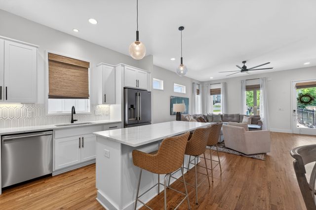 124B Fern Ave, Nashville, TN 37207