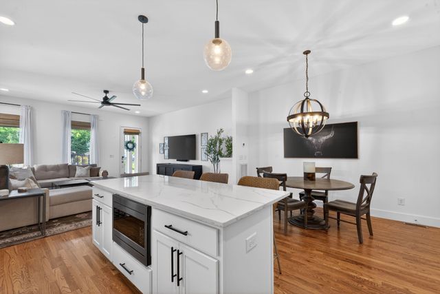124B Fern Ave, Nashville, TN 37207