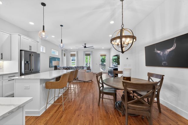 124B Fern Ave, Nashville, TN 37207