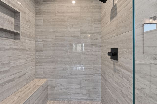 124B Fern Ave, Nashville, TN 37207