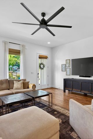 124B Fern Ave, Nashville, TN 37207