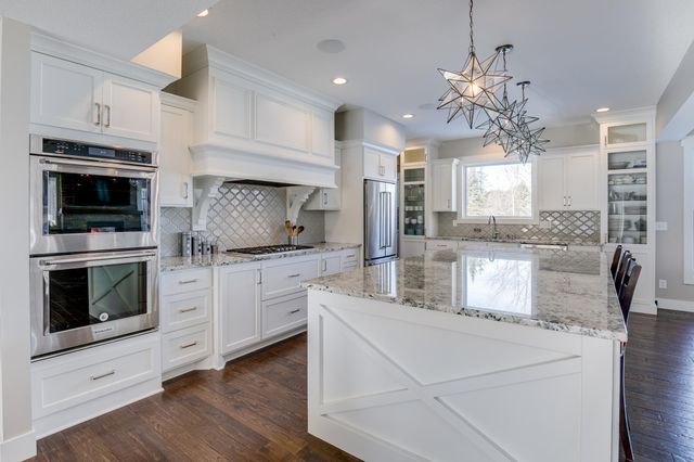 1424 Fairacre Lane SW, Willmar, MN 56201