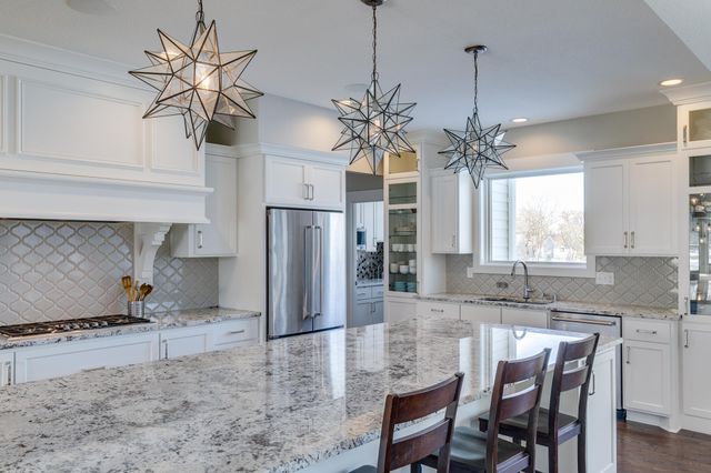 1424 Fairacre Lane SW, Willmar, MN 56201