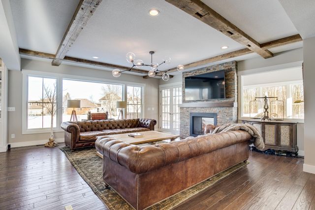 1424 Fairacre Lane SW, Willmar, MN 56201