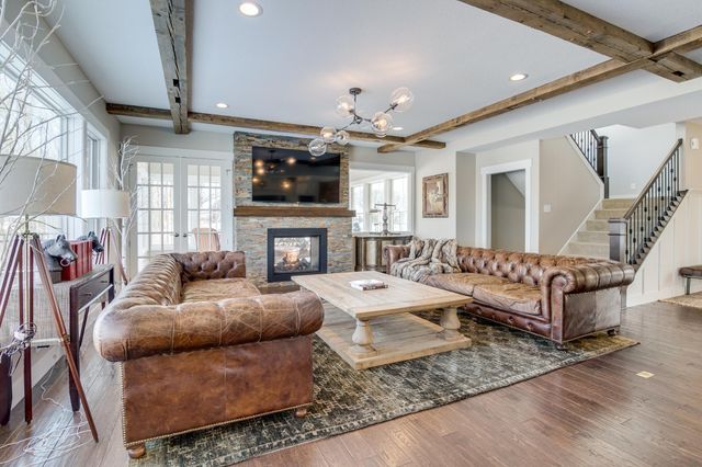 1424 Fairacre Lane SW, Willmar, MN 56201