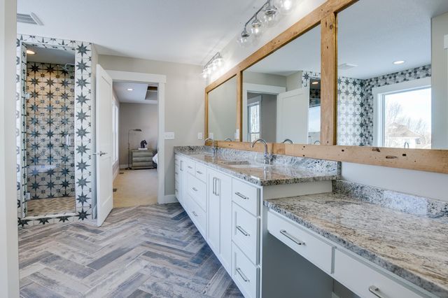 1424 Fairacre Lane SW, Willmar, MN 56201