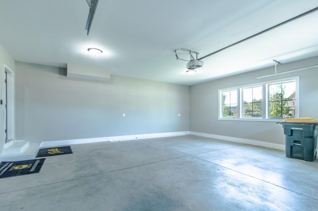 1424 Fairacre Lane SW, Willmar, MN 56201