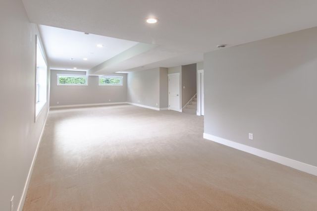 1424 Fairacre Lane SW, Willmar, MN 56201