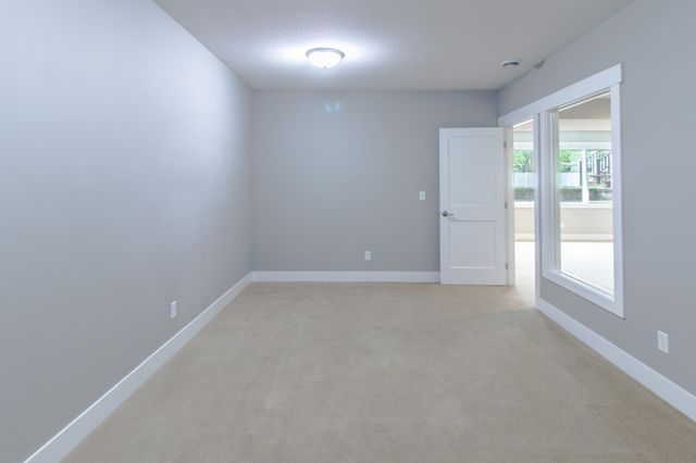 1424 Fairacre Lane SW, Willmar, MN 56201