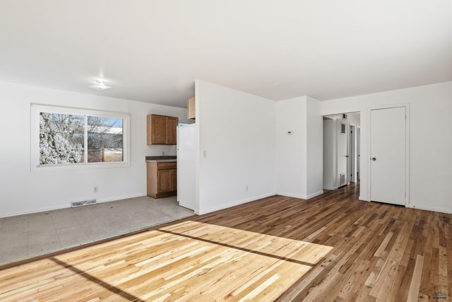 102 FAIRMONT BLVD, Rapid City, SD 57701