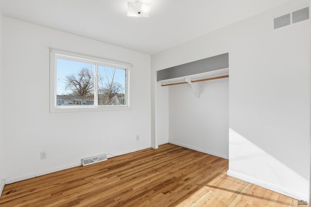 102 FAIRMONT BLVD, Rapid City, SD 57701