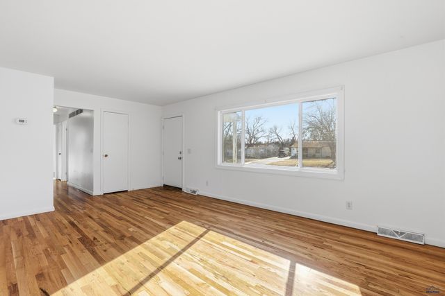 102 FAIRMONT BLVD, Rapid City, SD 57701