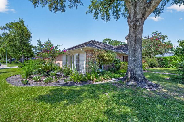2003 Richvale Lane, Houston, TX 77062