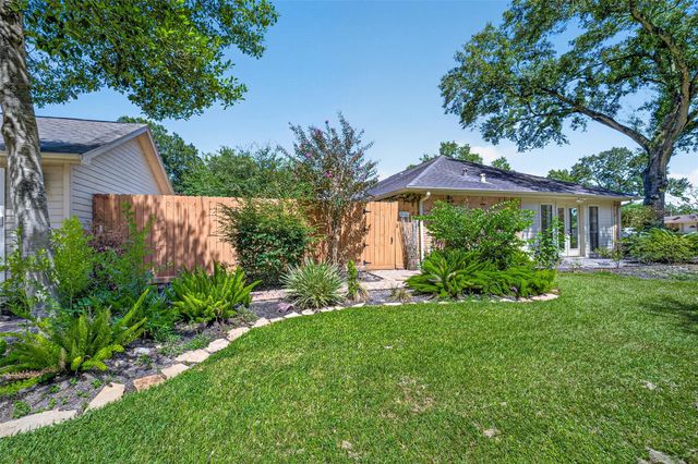 2003 Richvale Lane, Houston, TX 77062
