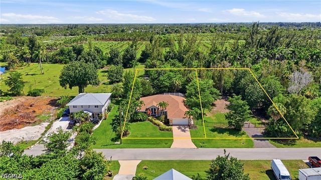 7407 Cobb RD, Bokeelia, FL 33922