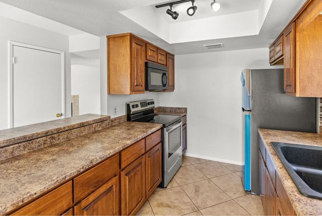 850 S River Drive 1050, Tempe, AZ 85281