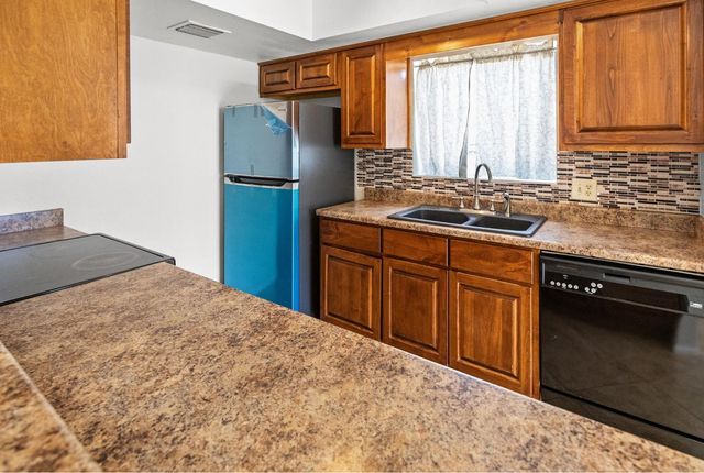 850 S River Drive 1050, Tempe, AZ 85281