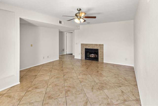 850 S River Drive 1050, Tempe, AZ 85281