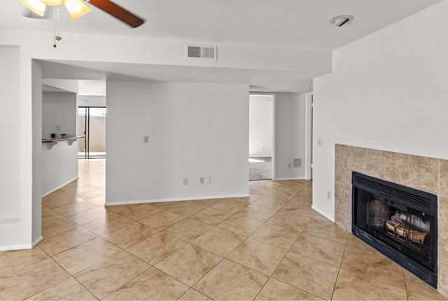 850 S River Drive 1050, Tempe, AZ 85281