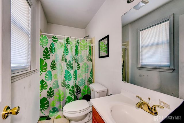 27 newell Avenue, New Brunswick, NJ 08901