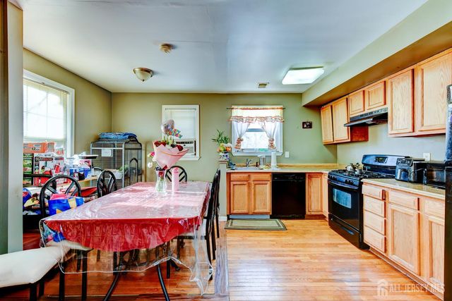 27 newell Avenue, New Brunswick, NJ 08901