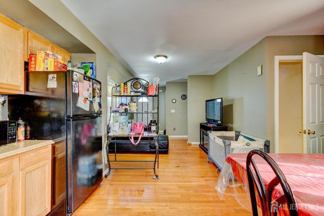 27 newell Avenue, New Brunswick, NJ 08901