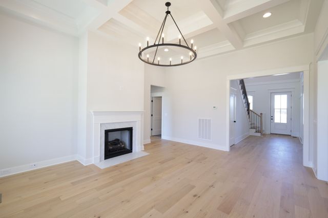 1123 Joe Martin Ln, Lebanon, TN 37087