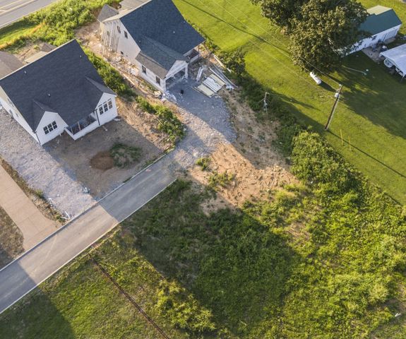 1123 Joe Martin Ln, Lebanon, TN 37087