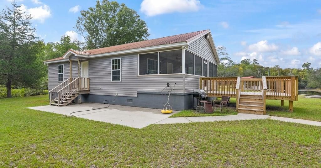 4203 Black Island Rd., Galivants Ferry, SC 29544 — exterior
