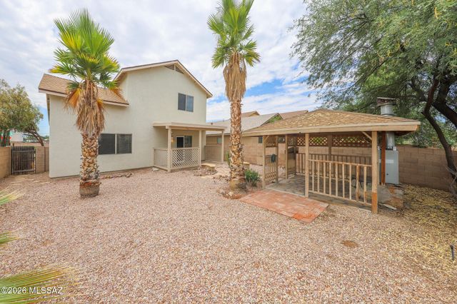 2416 W Chris Oliver Way, Tucson, AZ 85705