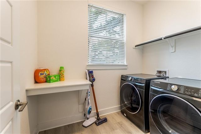 718 Whitetail DR, Round Rock, TX 78681