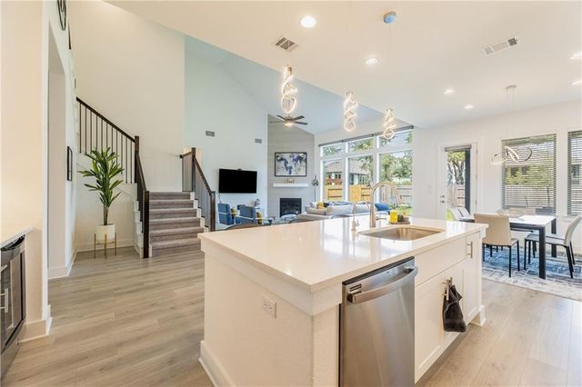 718 Whitetail DR, Round Rock, TX 78681