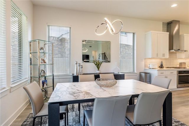 718 Whitetail DR, Round Rock, TX 78681